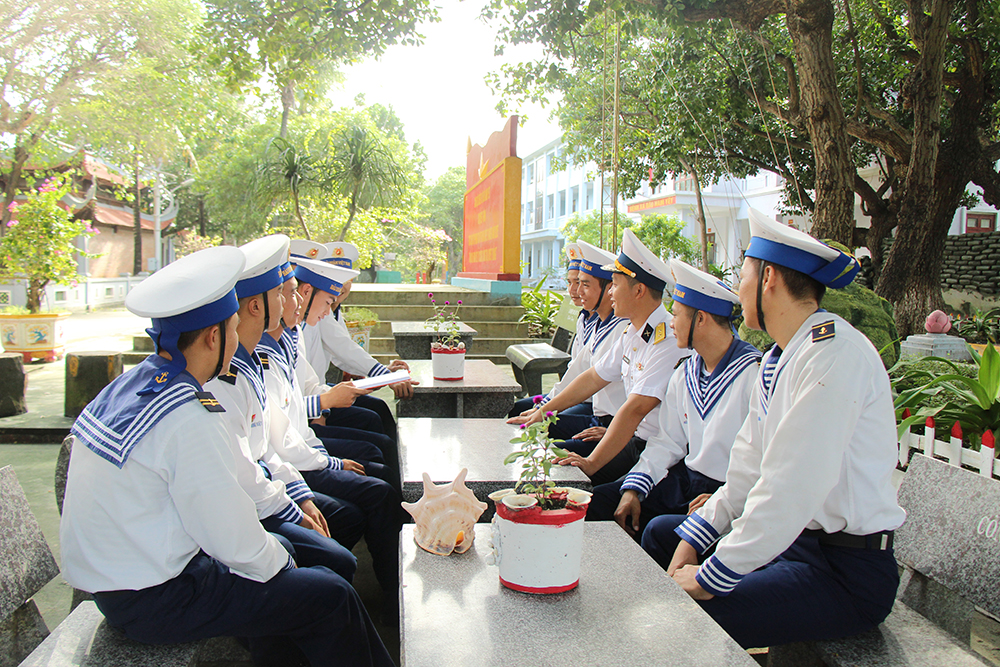 Giáo dục, rèn luyện đảng viên ở Trường Sa - Bài 1: Mệnh lệnh nêu gương